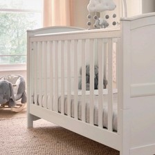baby convertible cot bed with