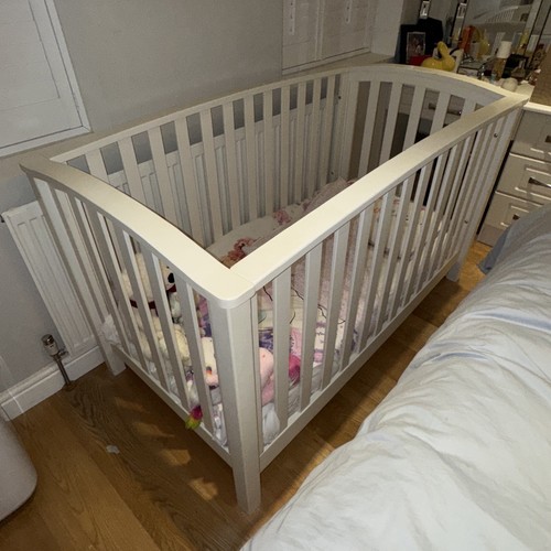 Mamas papas cot bed - mamas, toddlers