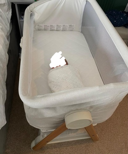 Mamas papas lua bedside - &,