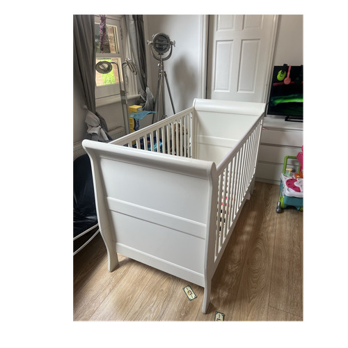 Mamas papas white wooden - mamas,