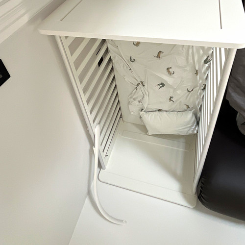 Mamas papas white cotbed - mamas,